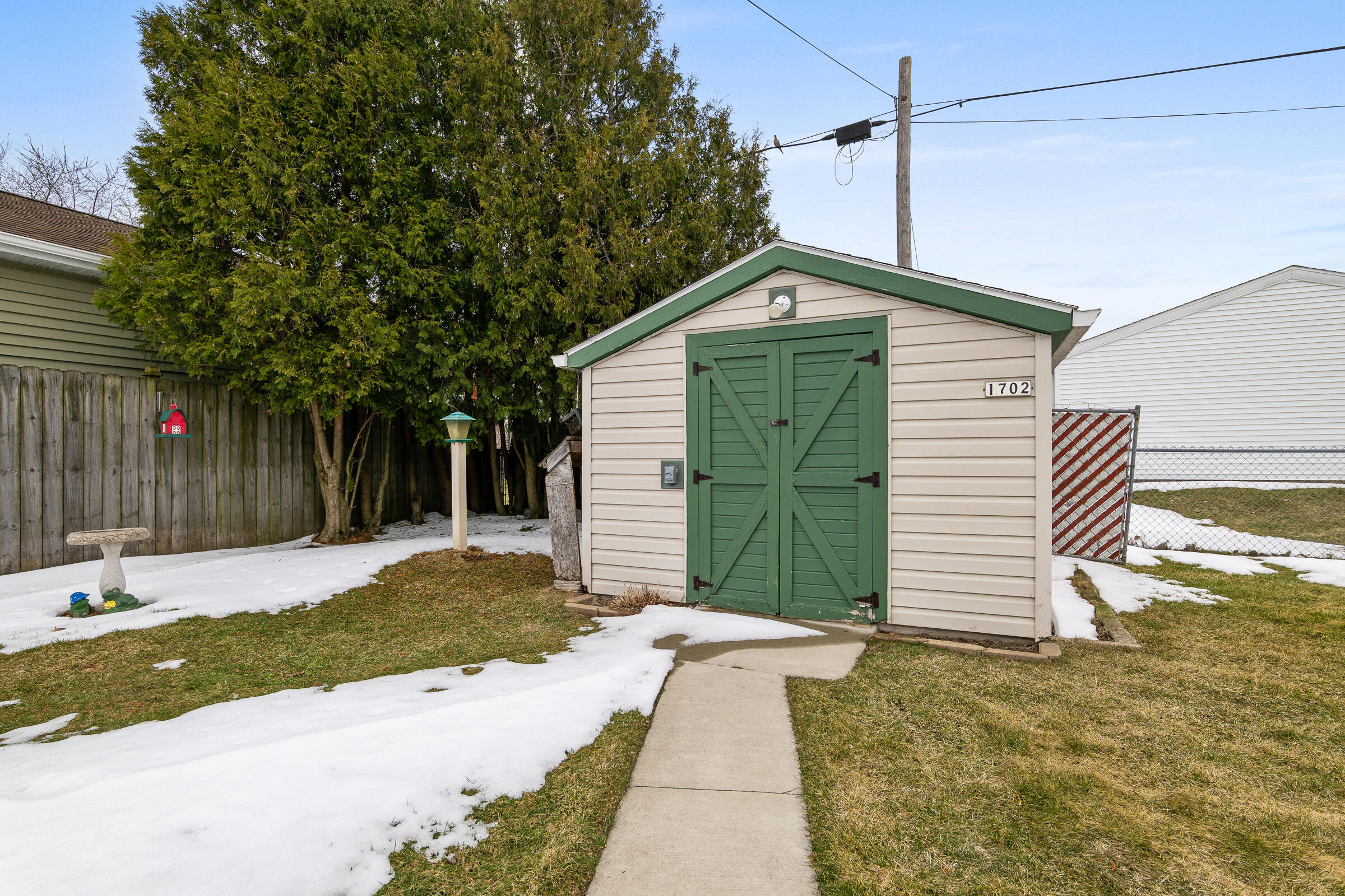 1702 South 25th Street Manitowoc, WI 54220 - Photo 31 of 35 1702S25thSt-32