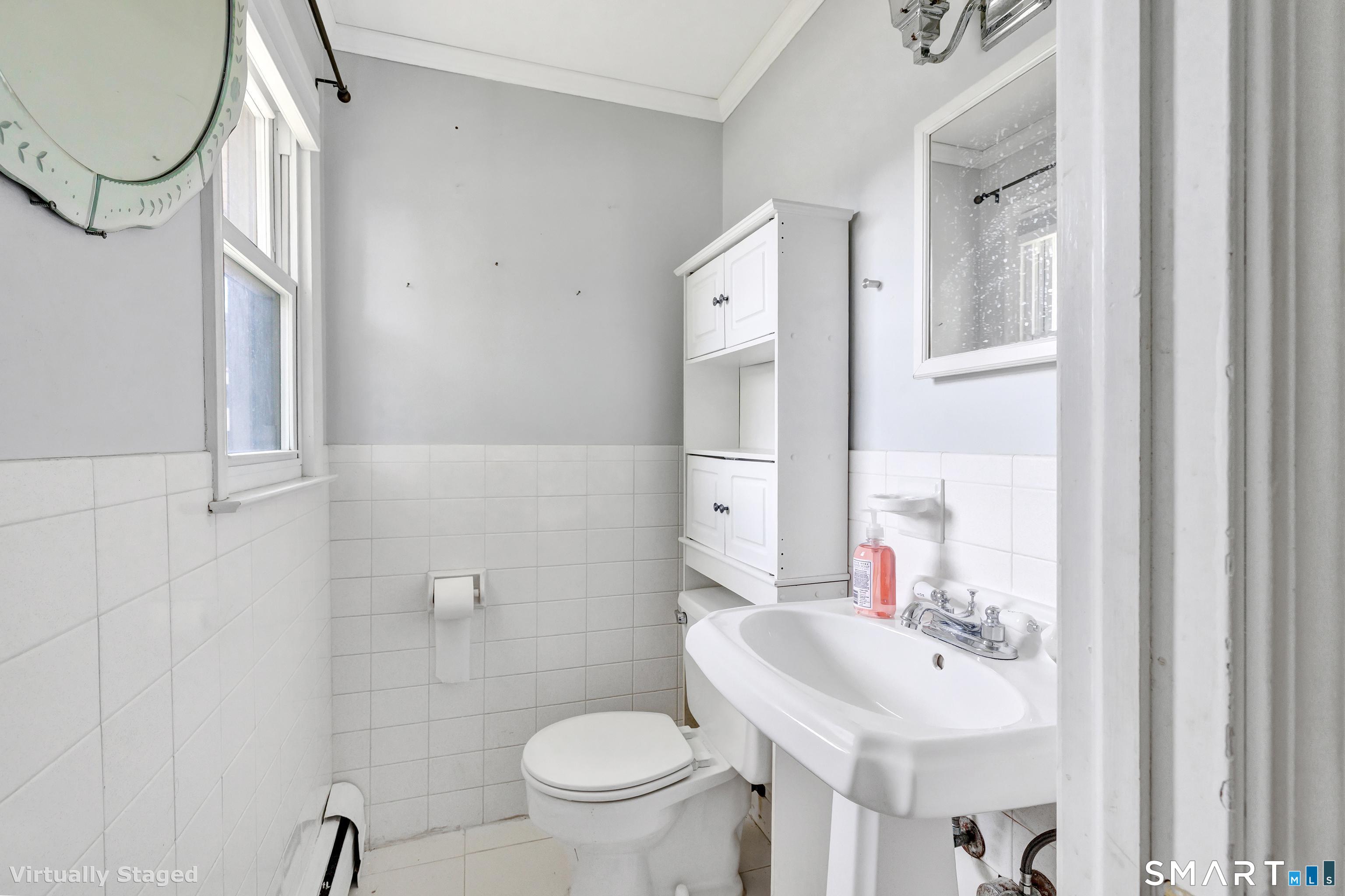 175 Post Oak Road Stratford, CT 06614 - Photo 20 of 33 HALF BATH