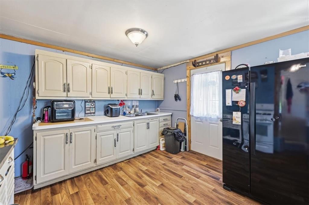 6910 Donahoo Road Kansas City, KS 66104 - Photo 6 of 19