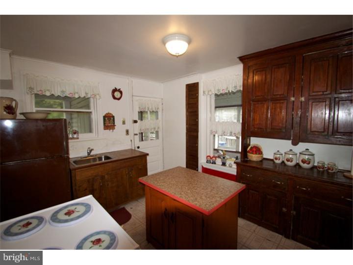 1224 Egypt Road Oaks, PA 19460 - Photo 6 of 14 Kitchen