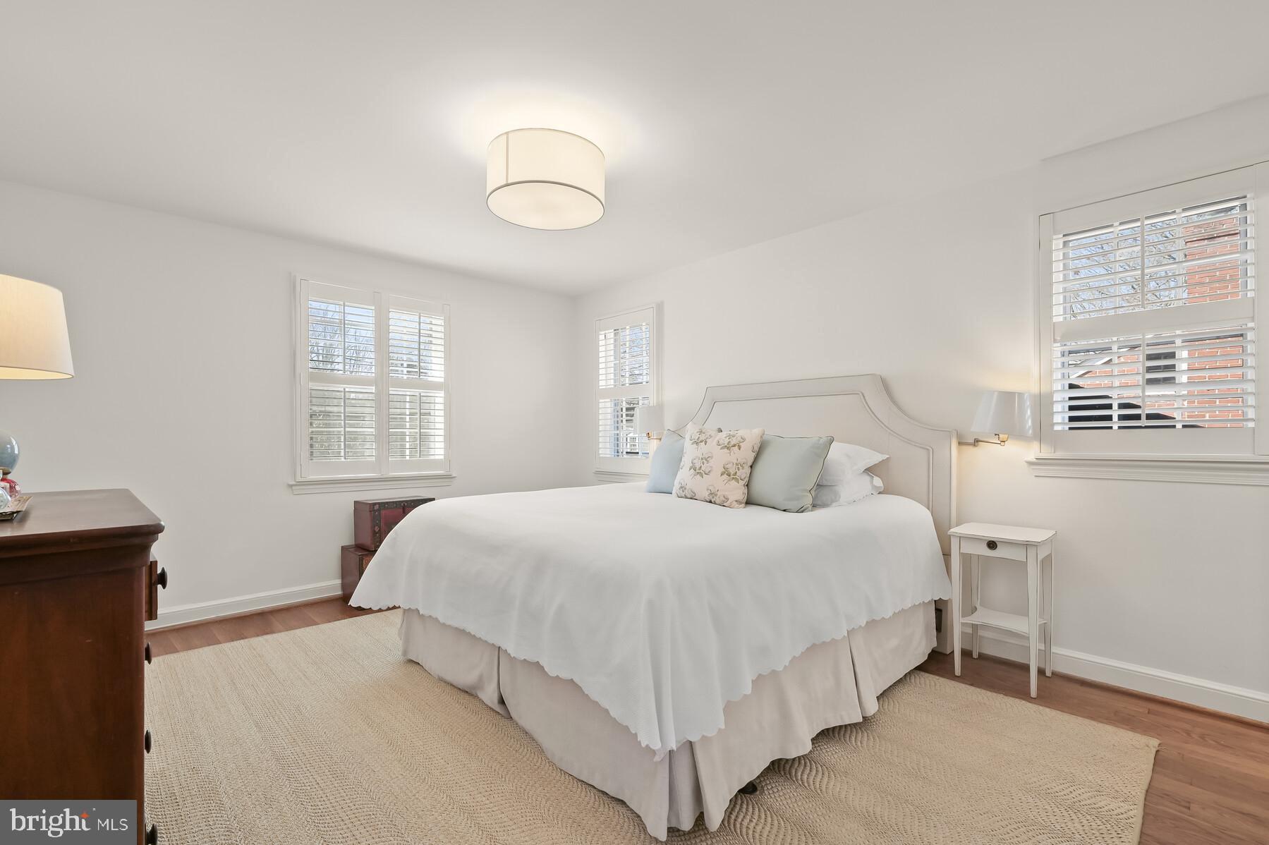 4751 Berkeley Terrace Northwest Washington, DC 20007 - Photo 11 of 27