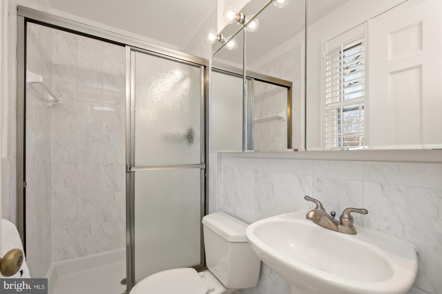 4751 Berkeley Terrace Northwest Washington, DC 20007 - Photo 13 of 27