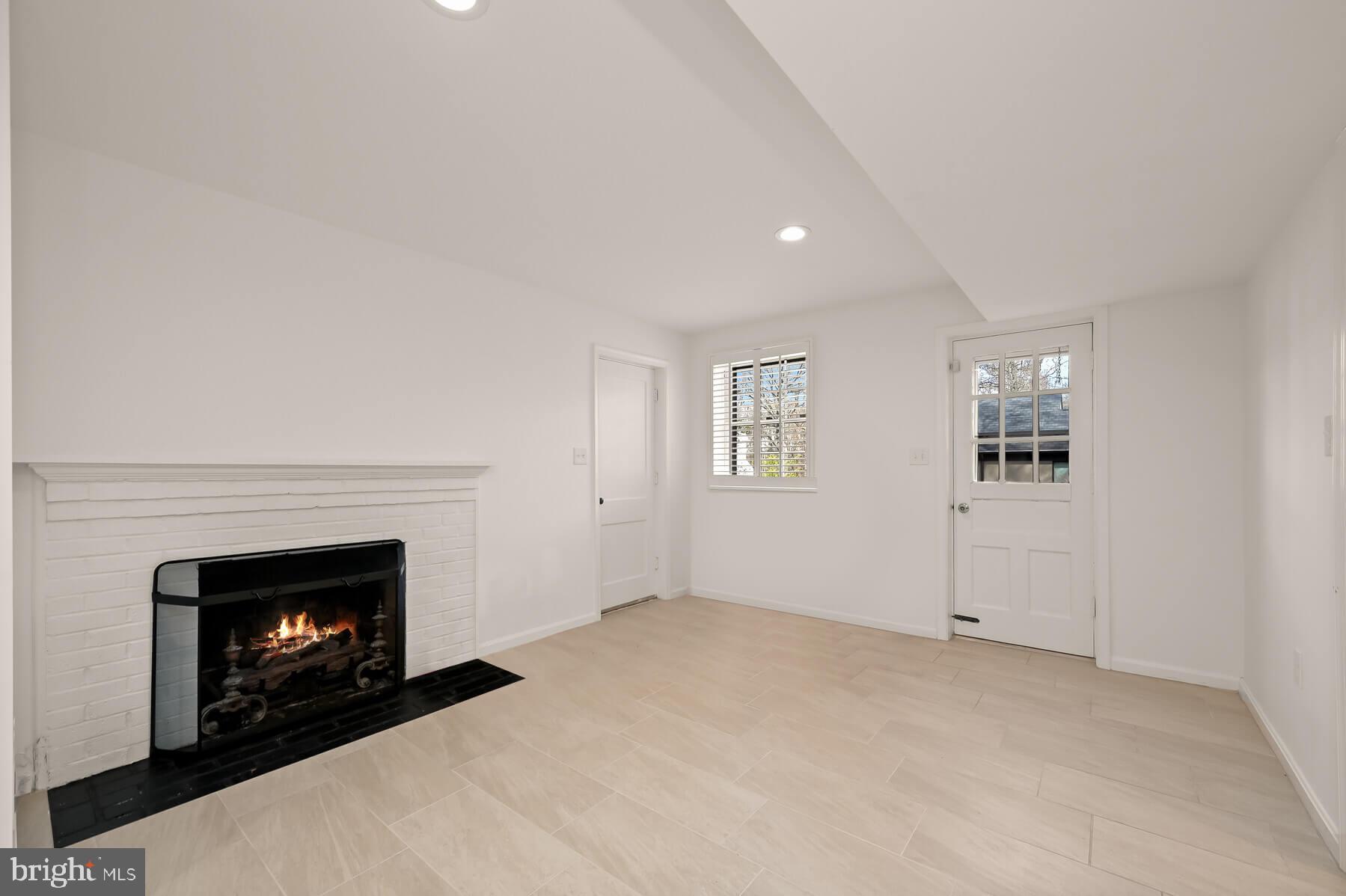4751 Berkeley Terrace Northwest Washington, DC 20007 - Photo 20 of 27