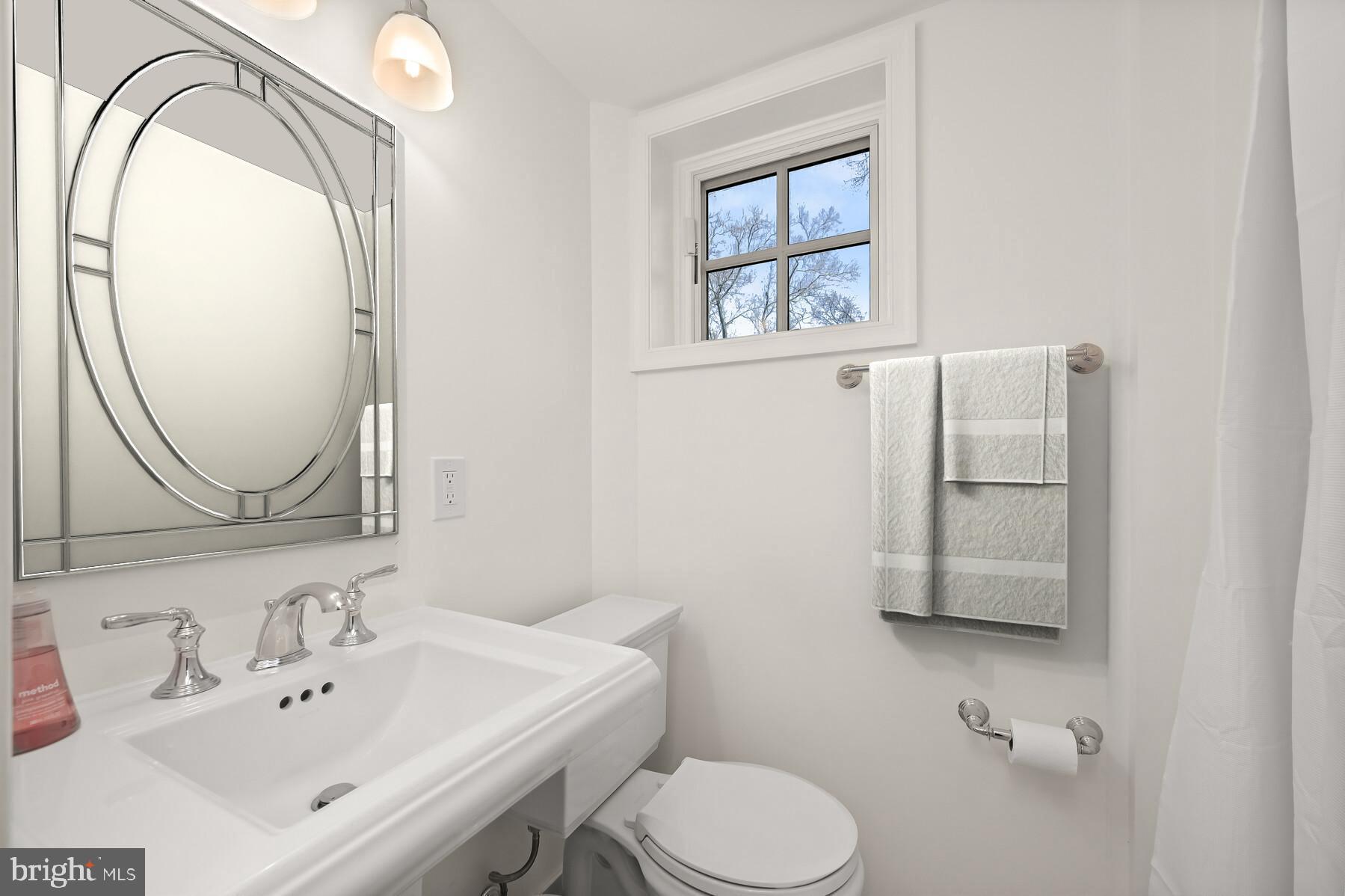 4751 Berkeley Terrace Northwest Washington, DC 20007 - Photo 23 of 27