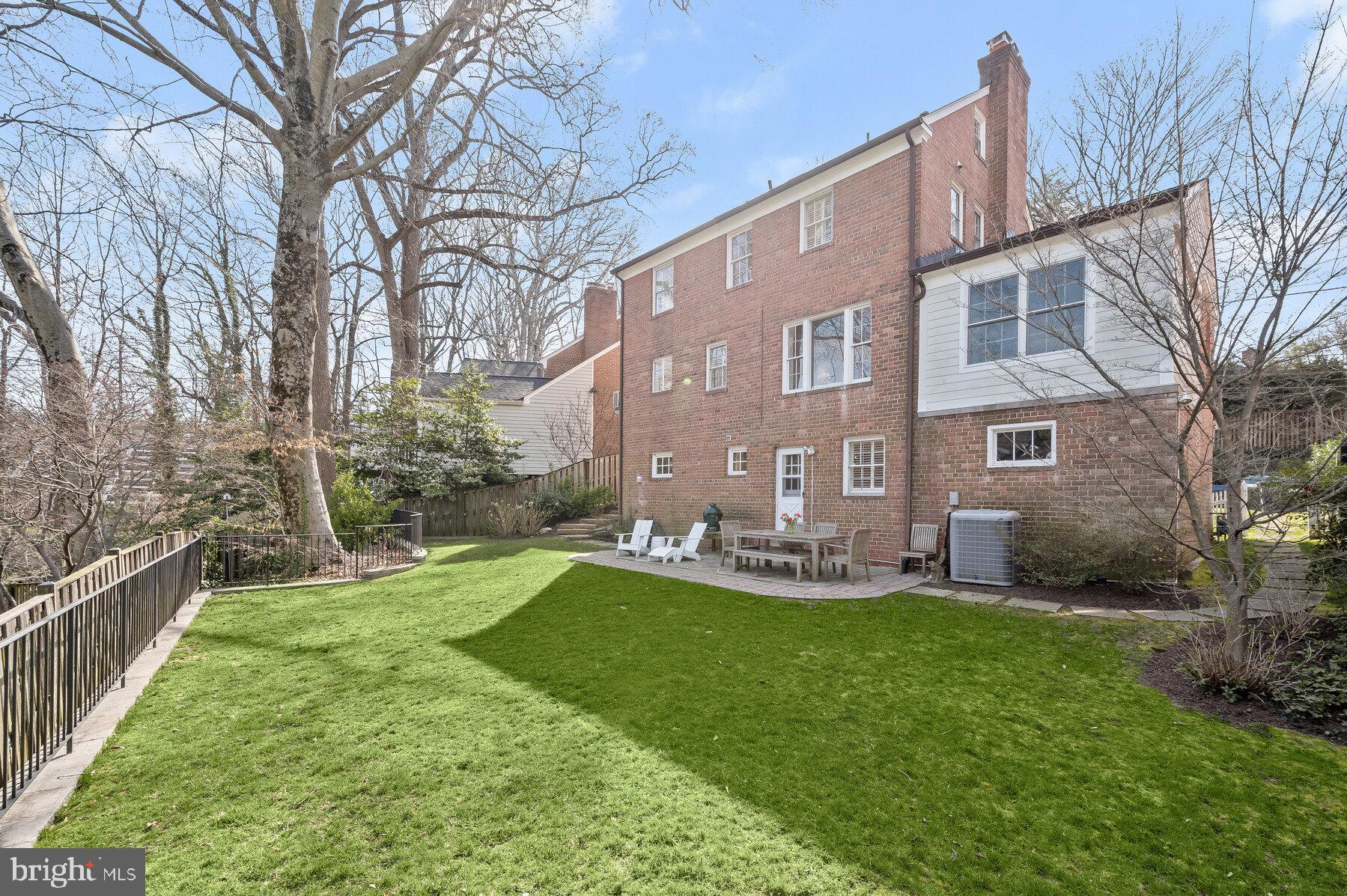 4751 Berkeley Terrace Northwest Washington, DC 20007 - Photo 26 of 27