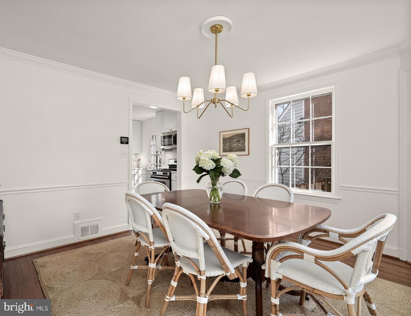 4751 Berkeley Terrace Northwest Washington, DC 20007 - Photo 4 of 27