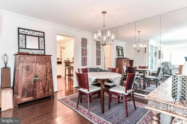 $3,000 | 1300 Army Navy Drive, Unit 817, Arlington, VA 22202