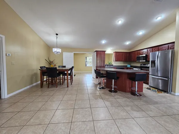 $379,000 | 1514 Summer Road, Lake Placid, FL 33852