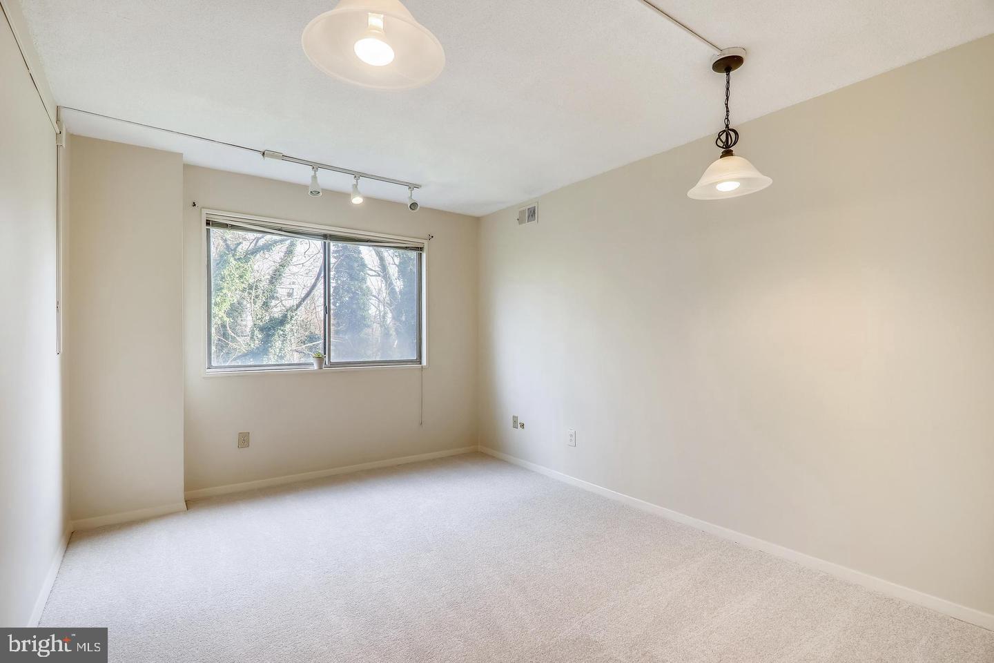1836 Metzerott Road, Unit T21 Adelphi, MD 20783 - Photo 20 of 32 Bedroom 2
