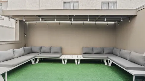 $850,000 | 8490 Via Sonoma, Unit 10, La Jolla, CA 92037