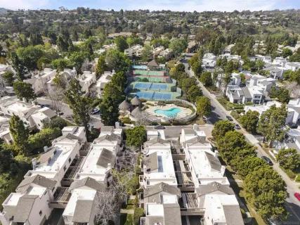 $850,000 | 8490 Via Sonoma, Unit 10, La Jolla, CA 92037