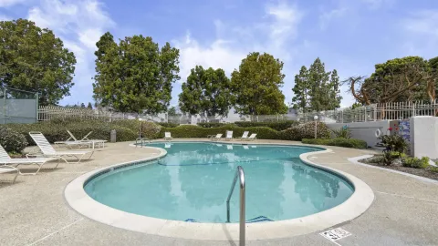 $850,000 | 8490 Via Sonoma, Unit 10, La Jolla, CA 92037