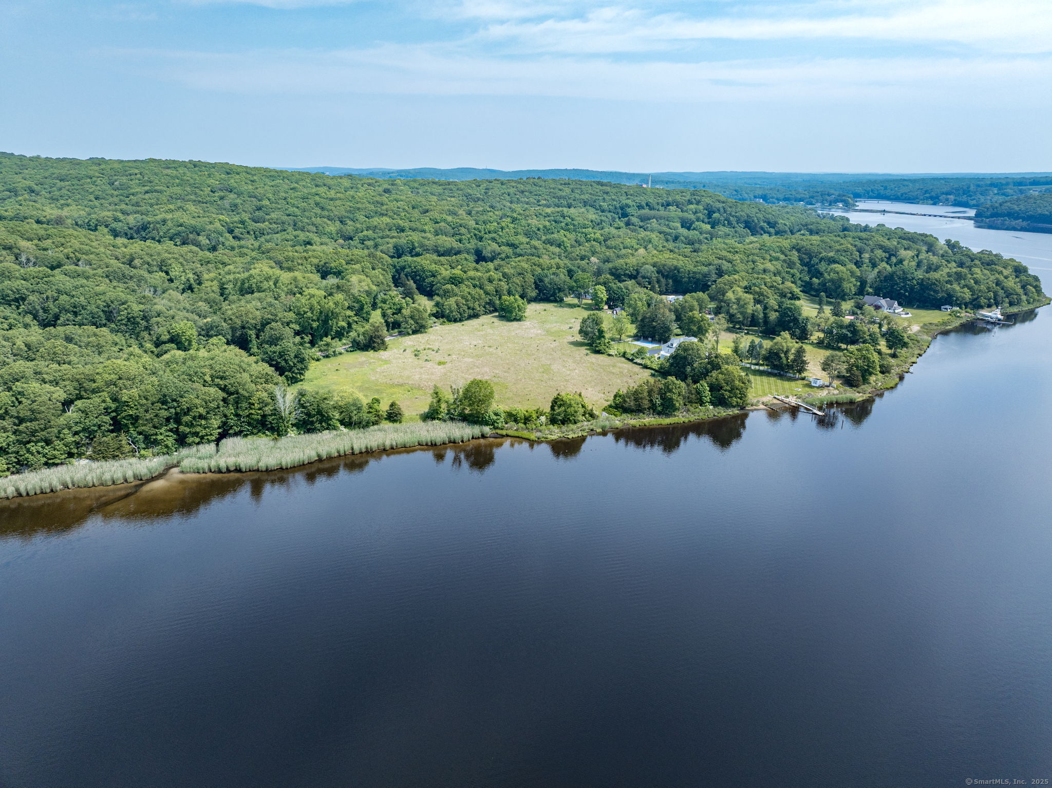 17 B Massapeag Point Road Montville, CT 06382 - Photo 1 of 1 Gallery Image 1