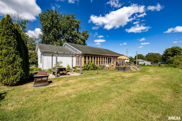 $779,000 | 575 Wildcat Bluff Road, Vienna, IL 62995