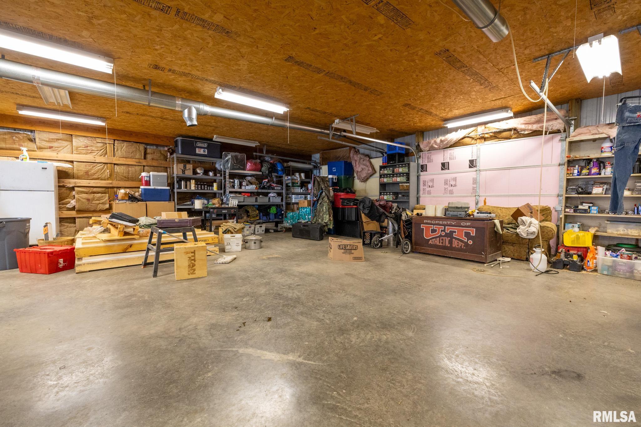 575 Wildcat Bluff Road Vienna, IL 62995 - Photo 38 of 60