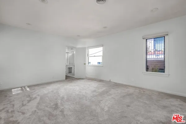 $5,995 | 157 South Elm Drive, Beverly Hills, CA 90212