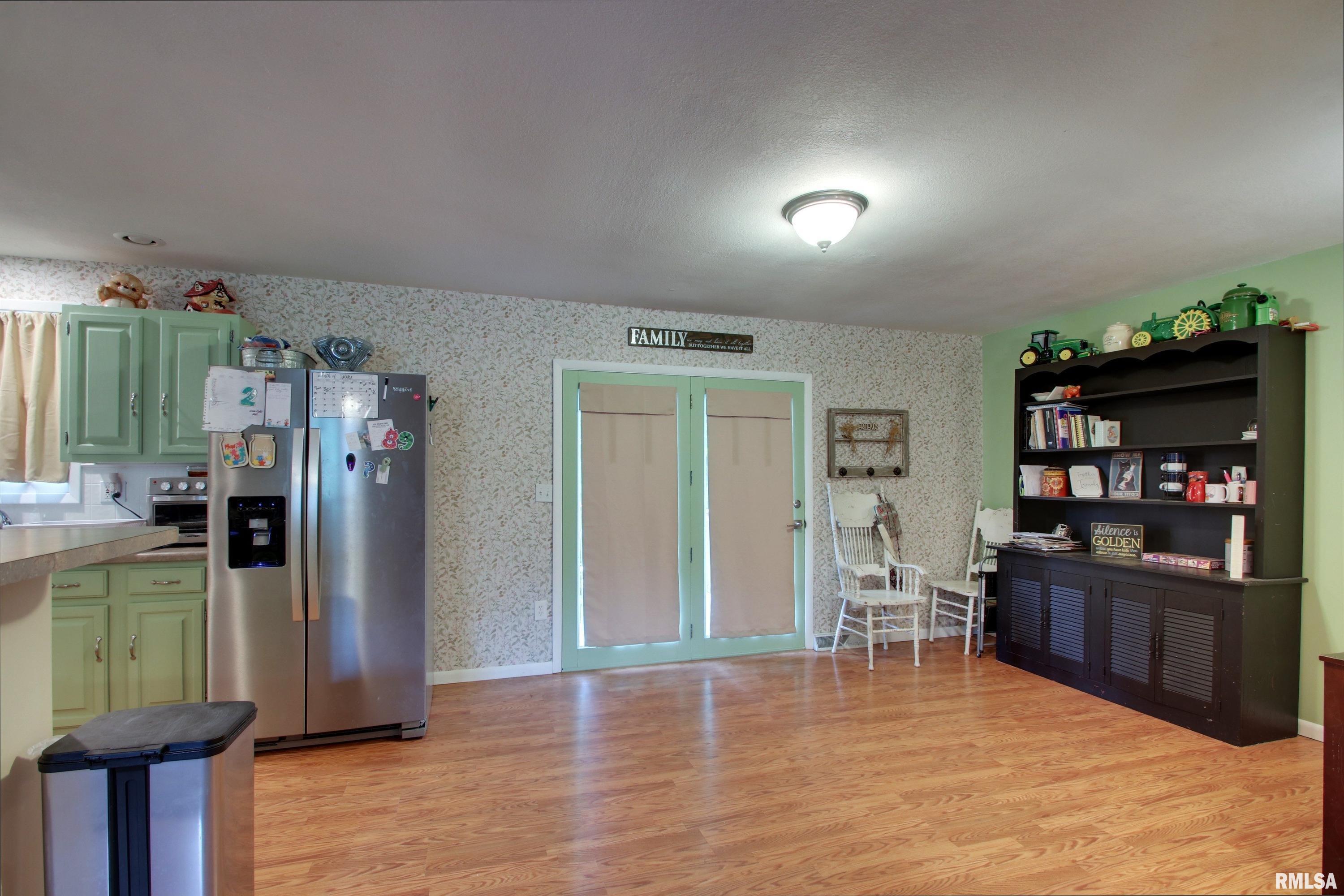 514 West Washington Street Mendon, IL 62351 - Photo 6 of 25