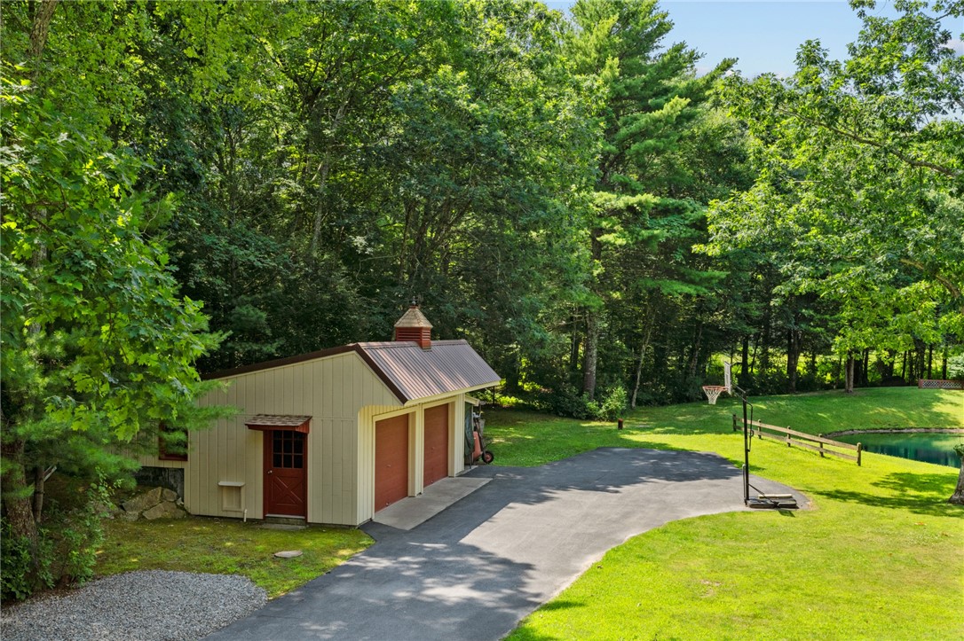 167 Howard Hill Road Foster, RI 02825 - Photo 35 of 43