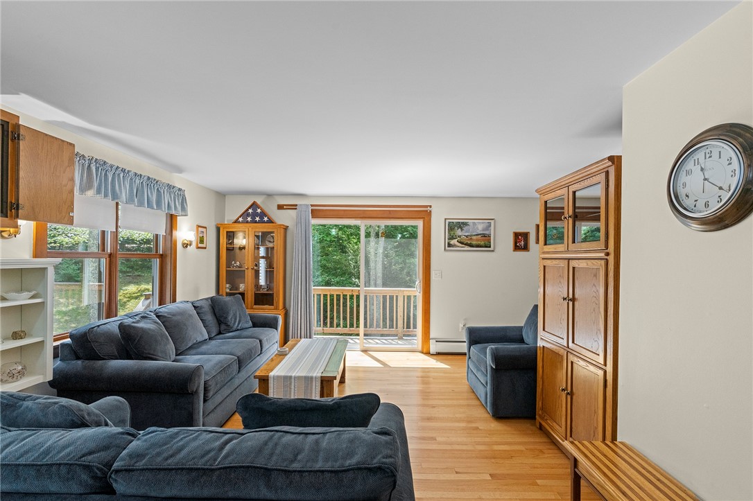 167 Howard Hill Road Foster, RI 02825 - Photo 7 of 43