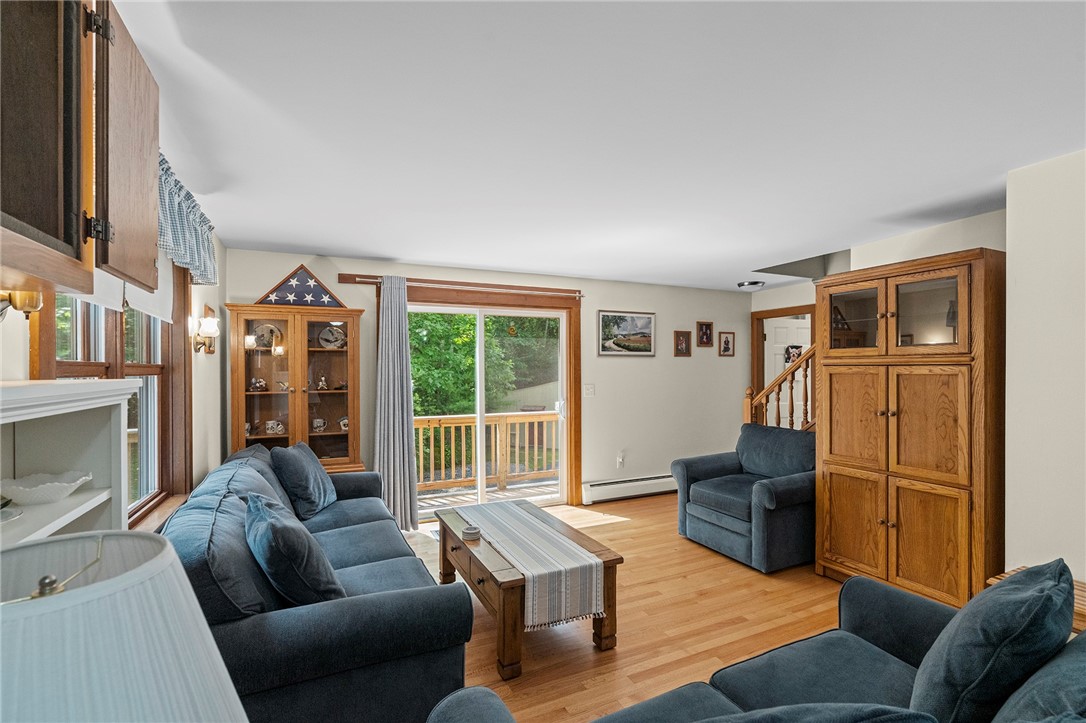 167 Howard Hill Road Foster, RI 02825 - Photo 9 of 43