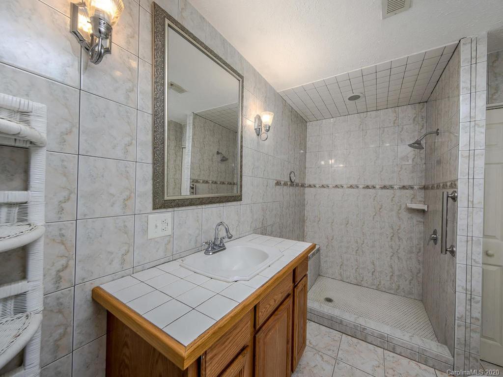 154 Laurel Haven Road Fairview, NC 28730 - Photo 23 of 37 Gallery Image 23