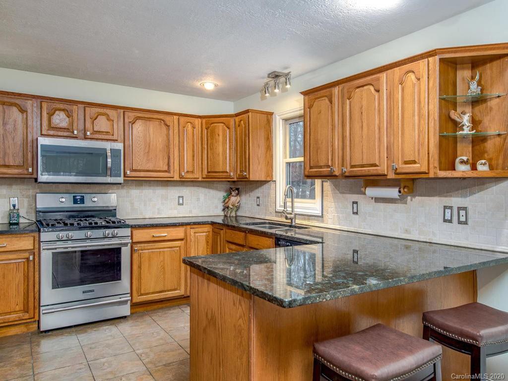 154 Laurel Haven Road Fairview, NC 28730 - Photo 5 of 37 Gallery Image 5