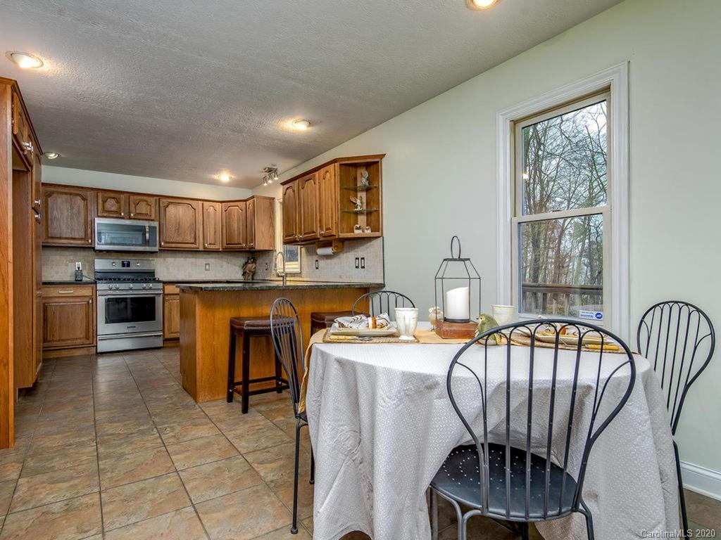 154 Laurel Haven Road Fairview, NC 28730 - Photo 8 of 37 Gallery Image 8