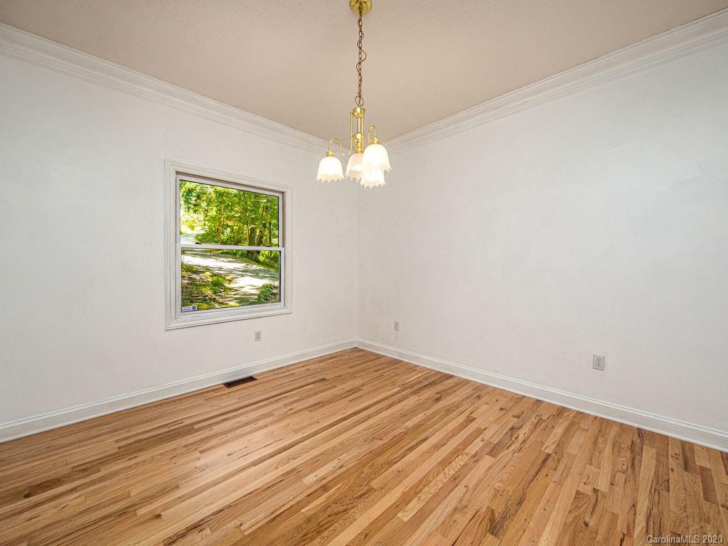154 Laurel Haven Road Fairview, NC 28730 - Photo 9 of 37 Gallery Image 9