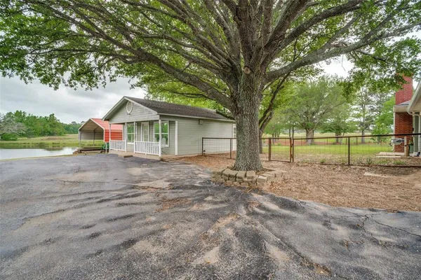 $995,000 | 1688 County Road 3118, Quitman, TX 75783