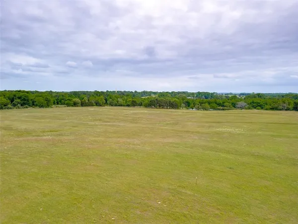 $995,000 | 1688 County Road 3118, Quitman, TX 75783