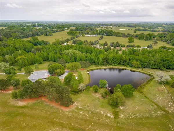 $995,000 | 1688 County Road 3118, Quitman, TX 75783