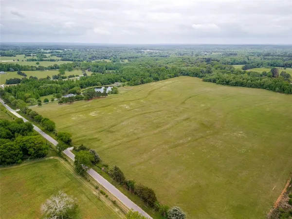 $995,000 | 1688 County Road 3118, Quitman, TX 75783