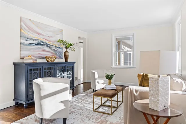 $585,000 | 7 Hall Court, Portsmouth, NH 03801