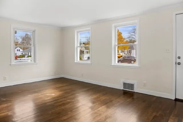 $585,000 | 7 Hall Court, Portsmouth, NH 03801