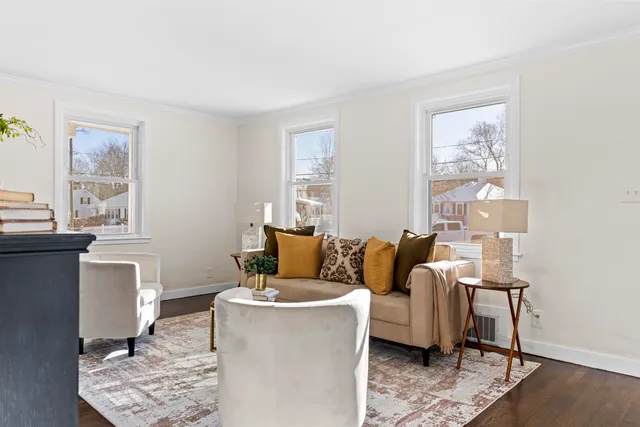 $575,000 | 7 Hall Court, Portsmouth, NH 03801