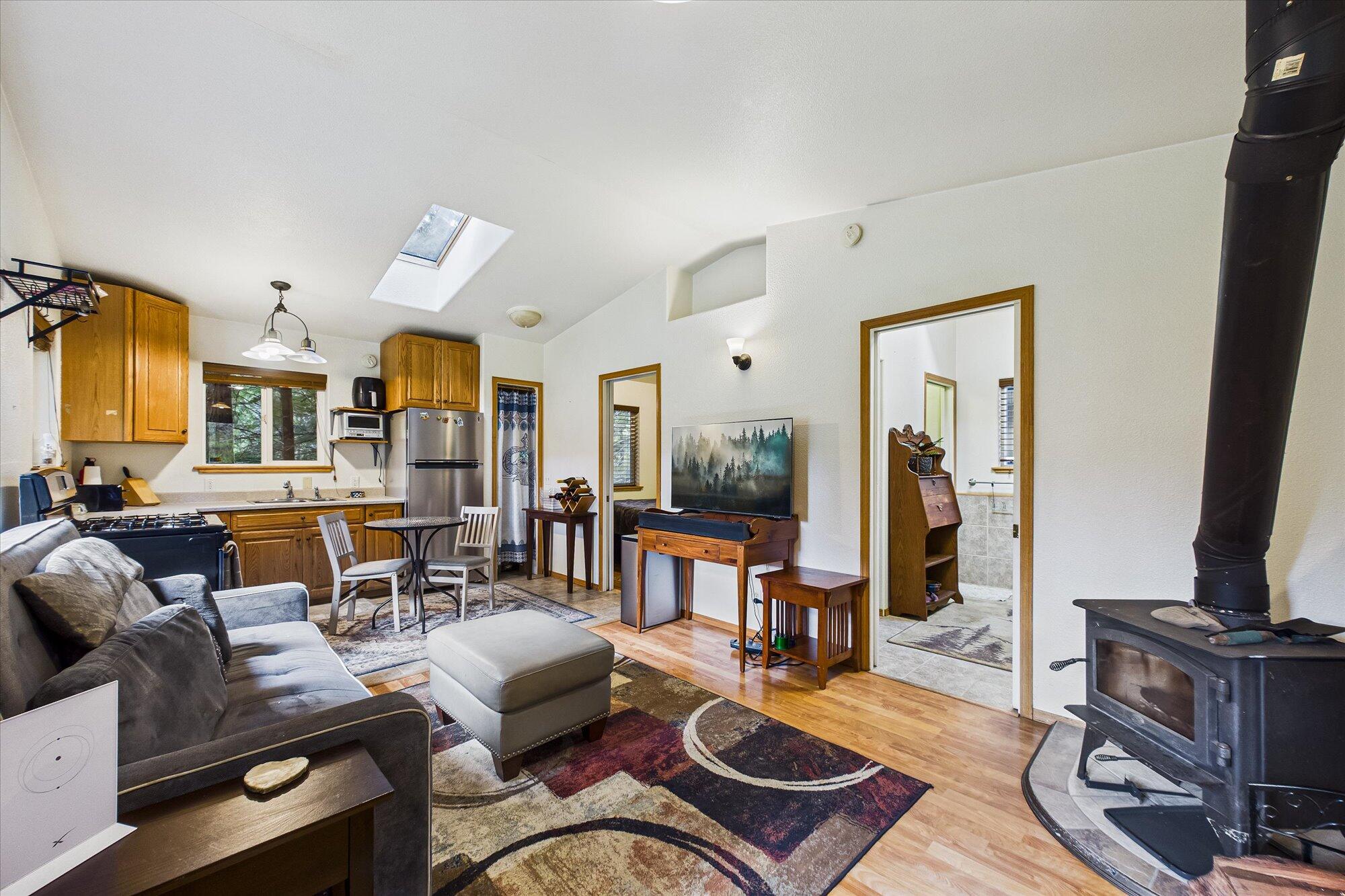 220 Madrone Road Weott, CA 95571 - Photo 8 of 35