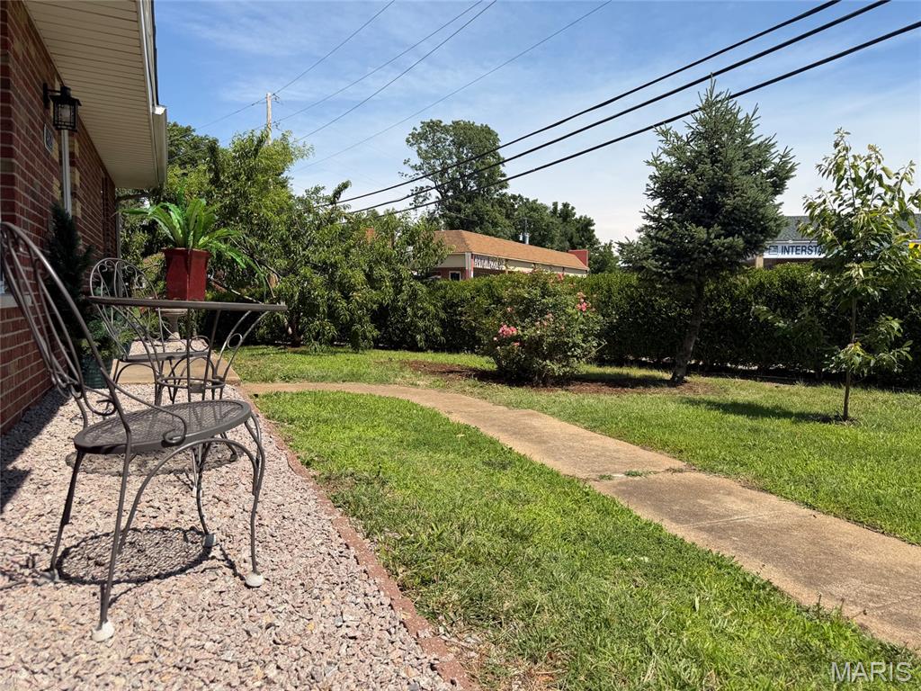 4828 Reavis Barracks Road St. Louis, MO 63123 - Photo 27 of 30