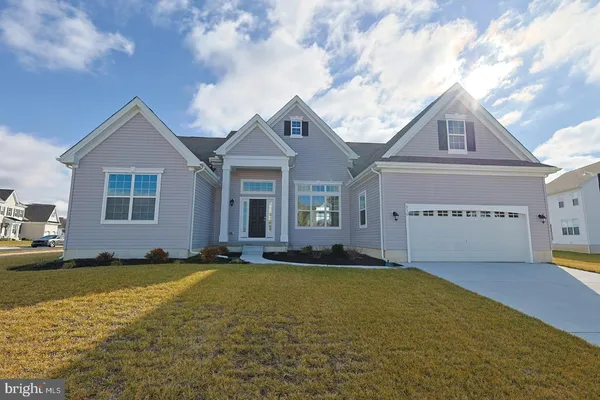 $563,789 | 910 Weatherstone Lane, Felton, DE 19943