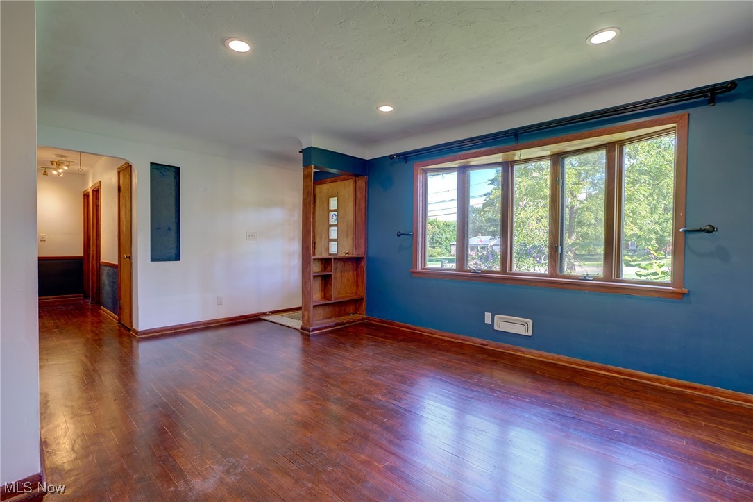 5503 West Pleasant Valley Road Parma, OH 44129 - Photo 14 of 37 Gallery Image 14