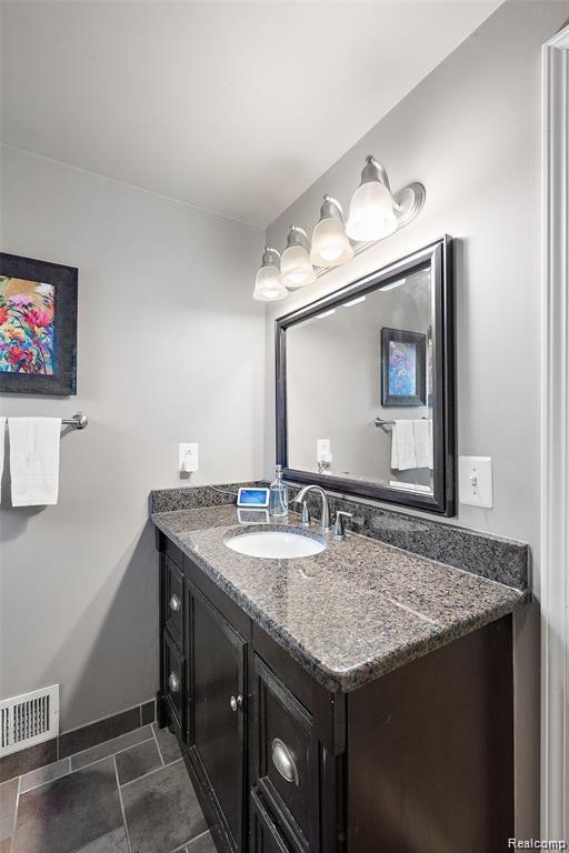 591 Grace Avenue Rochester Hills, MI 48307 - Photo 21 of 27