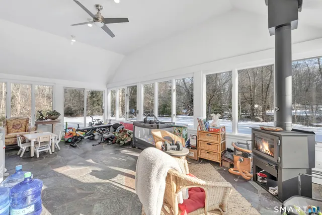 $6,000 | 70 Cranbury Road, Norwalk, CT 06851