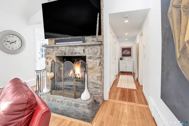 $6,000 | 70 Cranbury Road, Norwalk, CT 06851