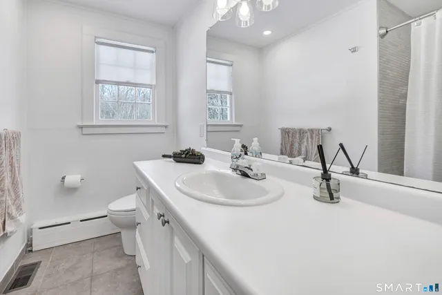 $6,000 | 70 Cranbury Road, Norwalk, CT 06851