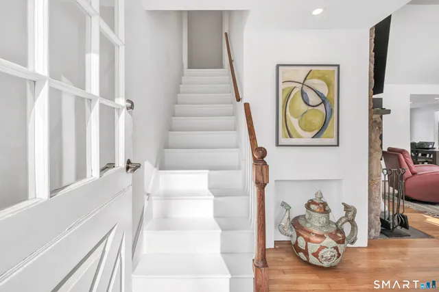 $6,000 | 70 Cranbury Road, Norwalk, CT 06851