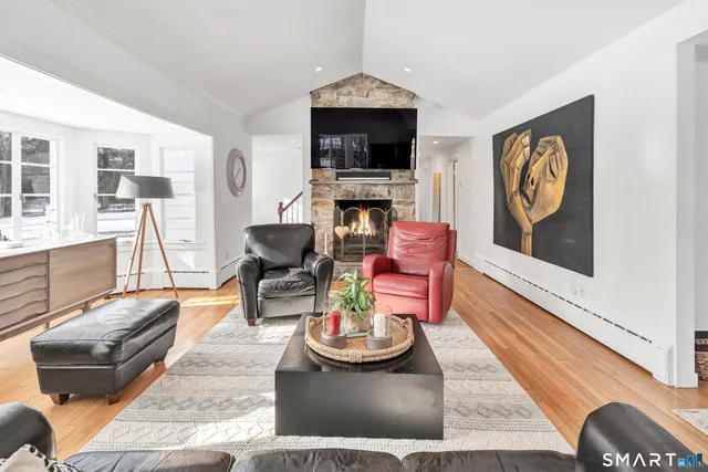 $6,000 | 70 Cranbury Road, Norwalk, CT 06851