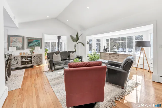 $6,000 | 70 Cranbury Road, Norwalk, CT 06851