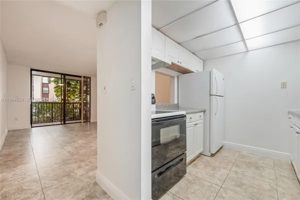 $1,800 | 14311 North Kendall Drive, Unit 101A, Miami, FL 33186