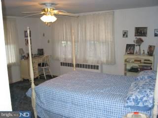 554 Dresher Road Horsham, PA 19044 - Photo 4 of 6 Gallery Image 4