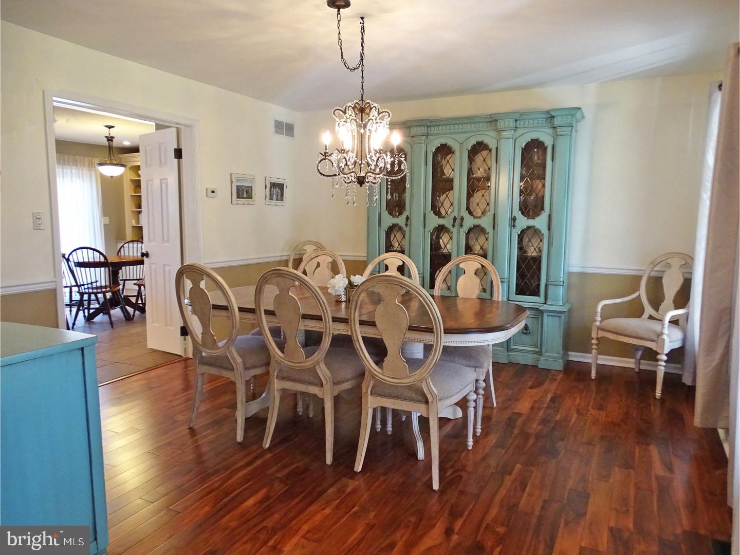 196 Beulah Road Doylestown, PA 18901 - Photo 8 of 24 Dining Room