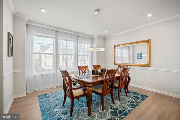 $545,000 | 18218 Summit Pointe Drive, Triangle, VA 22172